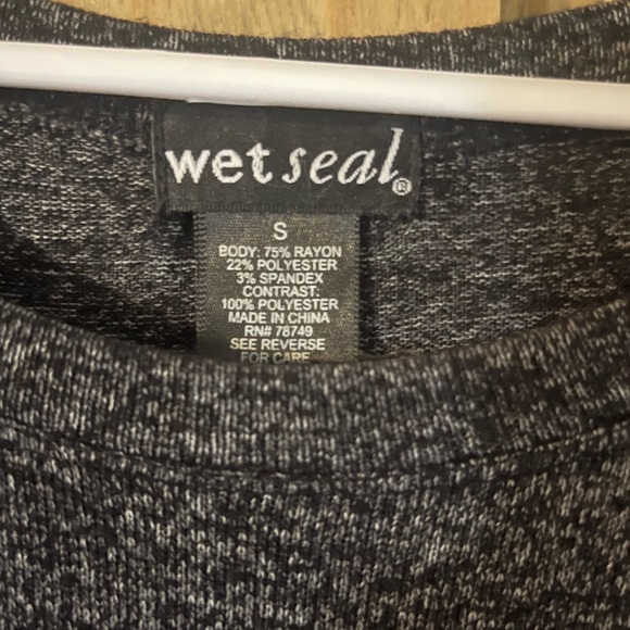 Aztec Sheer Back Top - Picture 3 of 3